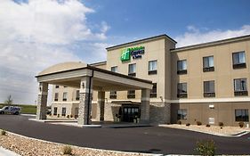 Holiday Inn Express And Suites Sikeston By Ihg